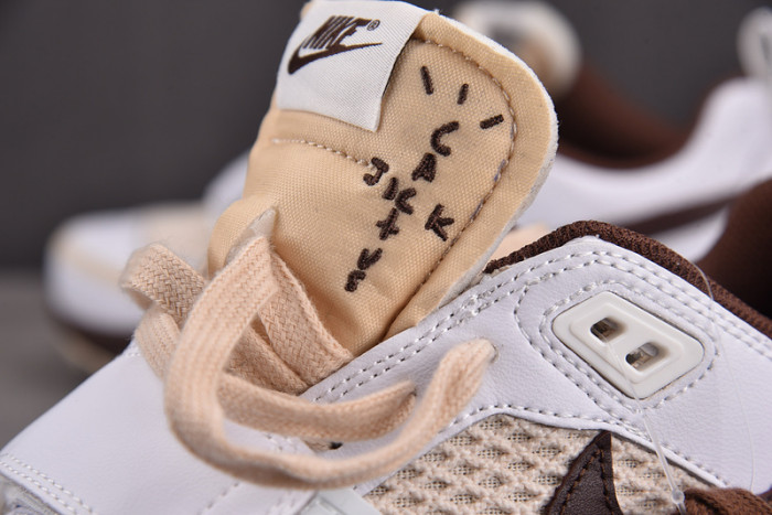 Travis Scott x Nike Zoom Field Jaxx White Light Chocolate HQ3073-100