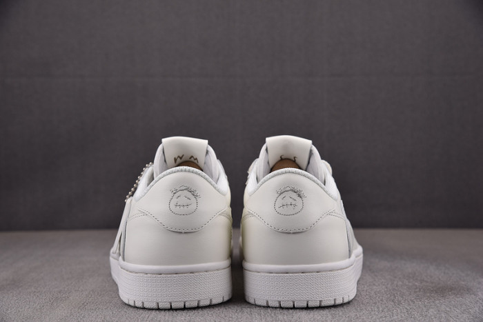 TRAVIS SCOTT X AIR JORDAN 1 LOW OG OG1228-111