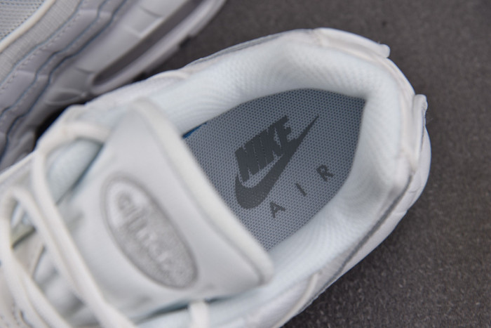NIKE AIR MAX 95 ESSENTIAL WHITE GREY FOG CT1268-100