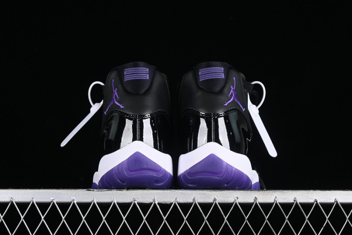 air jordan 11 retro white/black/purple ct8812-999