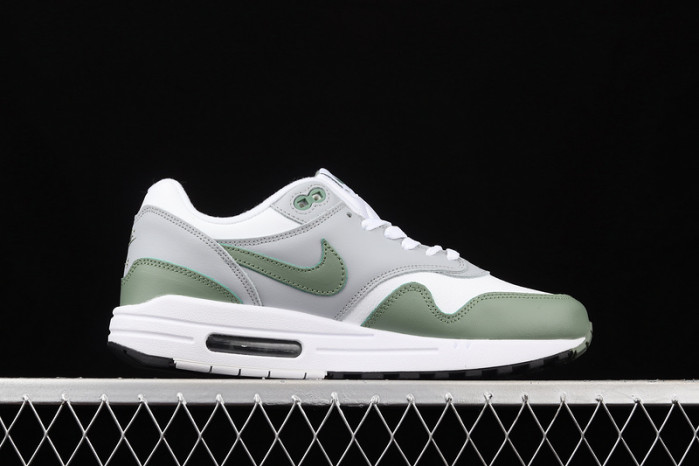 nike air max 1 spiral sage db5074-100