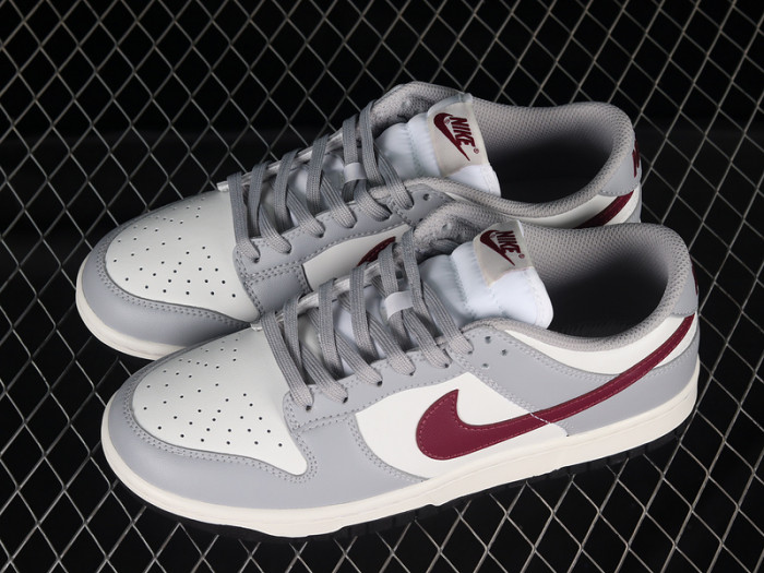 nike dunk low grey team red dd1503-122