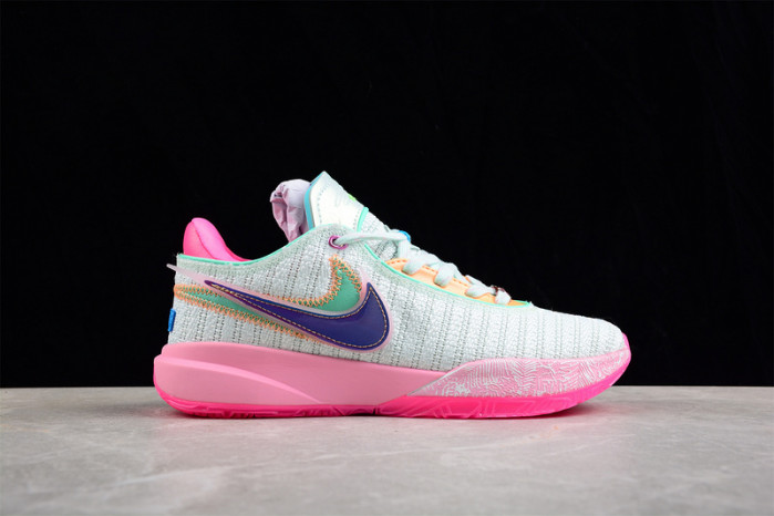 nike lebron 20 violet frost dj5422-500