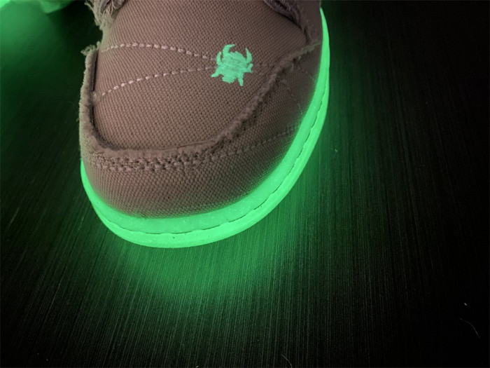 nike sb dunk low “mummy” dm0774-111