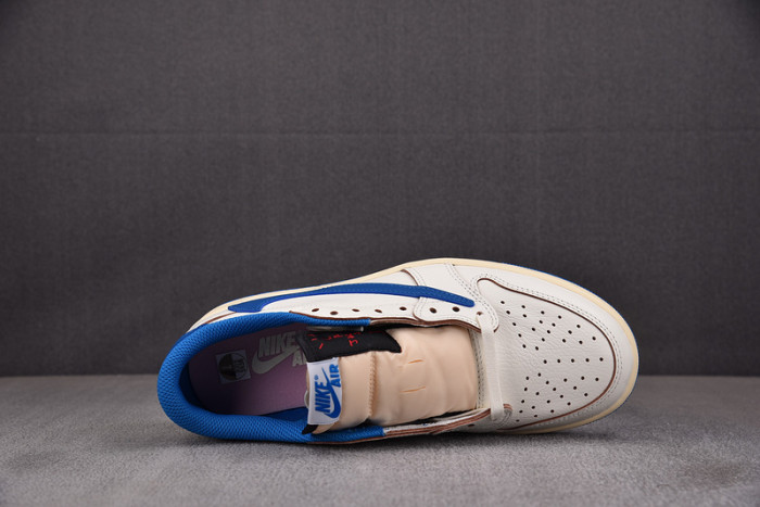 TRAVIS SCOTT FRAGMENT AIR JORDAN 1 LOW OG DM7866-104