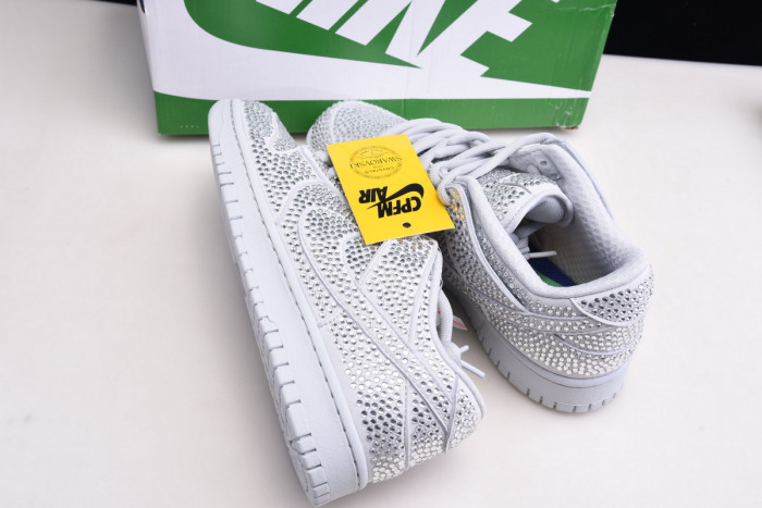 cactus plant flea market x nk dunk low cz2670-001