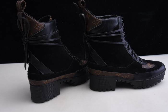 lu vi laurente platform desert boot