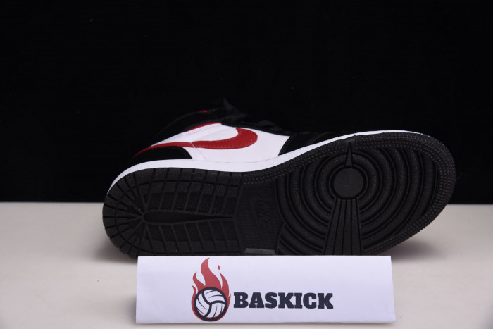 air jordan 1 black white gym red 555088-061