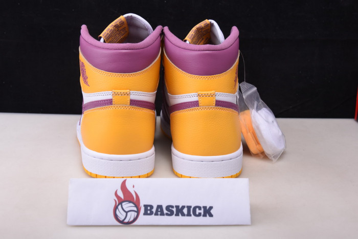 air jordan 1 high og “brotherhood” 555088-706