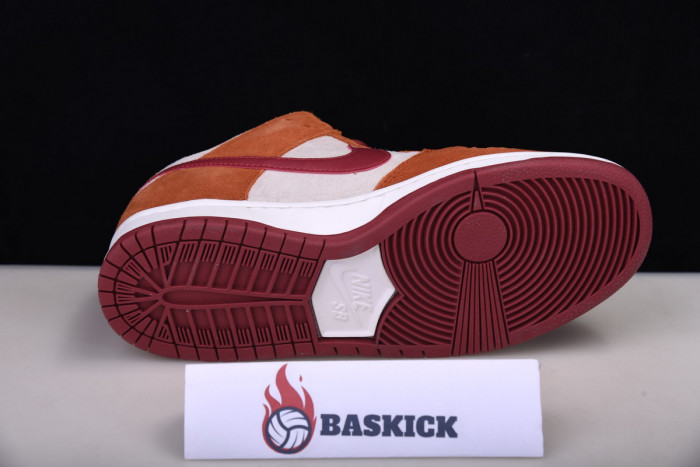 nike sb dunk low pro dark russet cedar bq6817-202