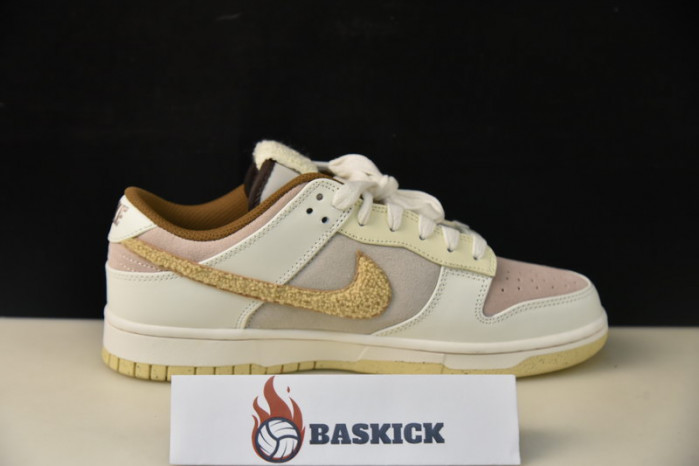 nike dunk low year of the rabbit brown fd4203-211