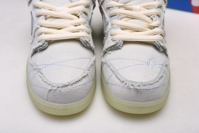 nike sb dunk low “mummy” dm0774-111