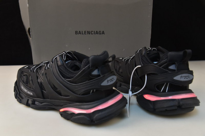 bl tess s. gomma trek low led sneakers 570391 w2gn1 1000