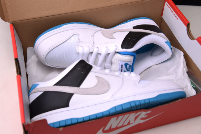 nike sb dunk low "laser blue" bq6817-1010