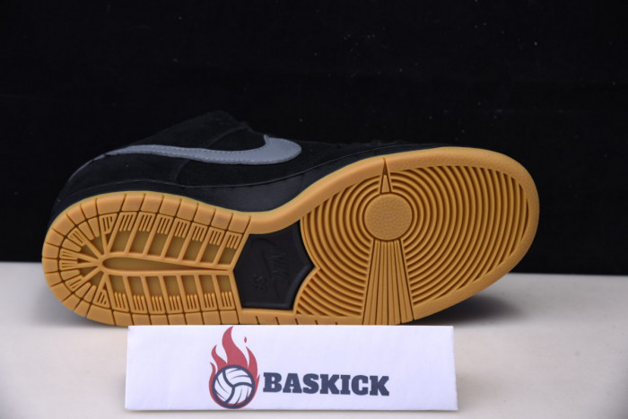 nike sb dunk low fog bo6817-010