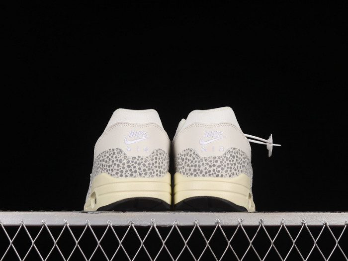 nike air max 1 safari summit white fb5059-100