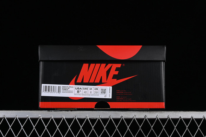 air jordan 1 high og wmns "latte" fd2596-021