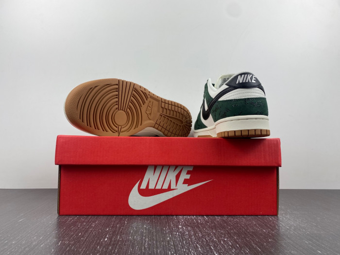 nike dunk low green snake fq8893-397