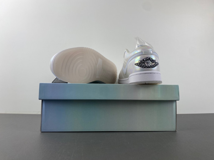 AIR JORDAN 1 LOW SE CNY HF3144-100