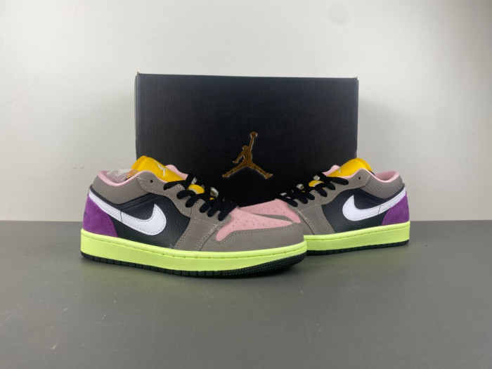 Air Jordan 1 Low Toyko Bio Hack HQ2010-005