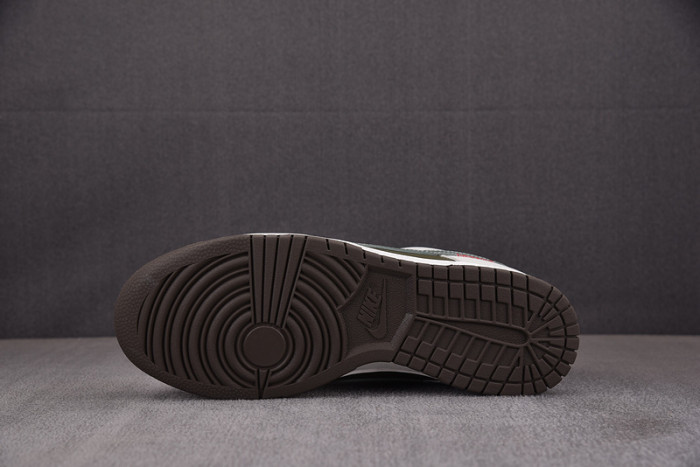 NIKE DUNK LOW YEAR OF THE SNAKE HV5980-231