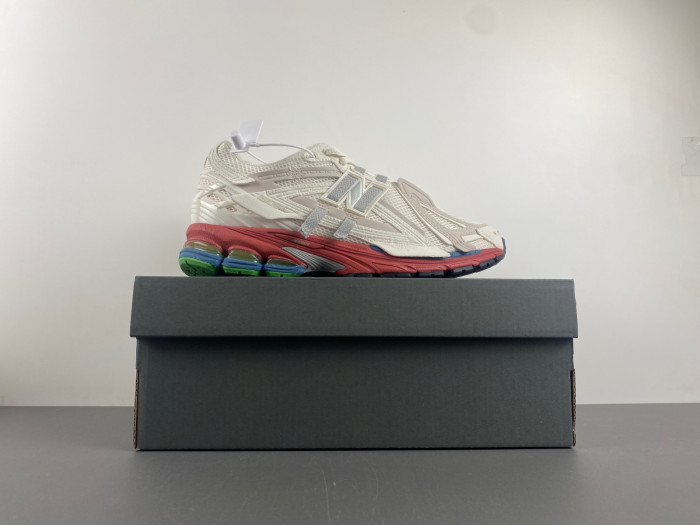 NEW BALANCE 1906A SEA SALT ASTRO DUST M1906AB