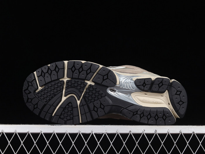 new balance 1906r beige cream m1906rl