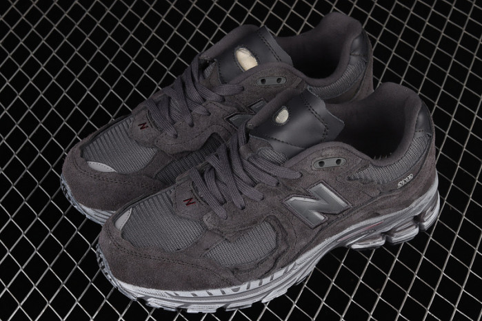 new balance 2002r protection pack phantom m2002rdb