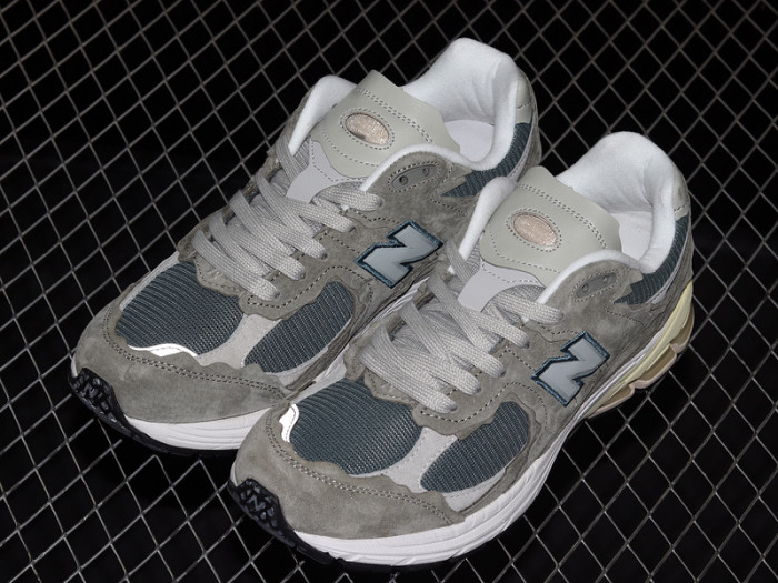 new balance 2002r protection m2002rdd