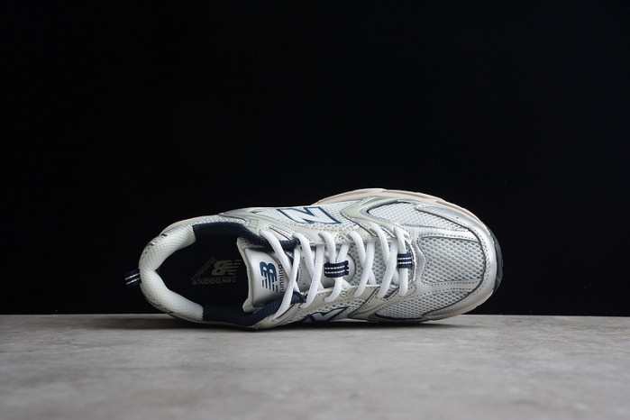 new balance 2002r protection mr530aa