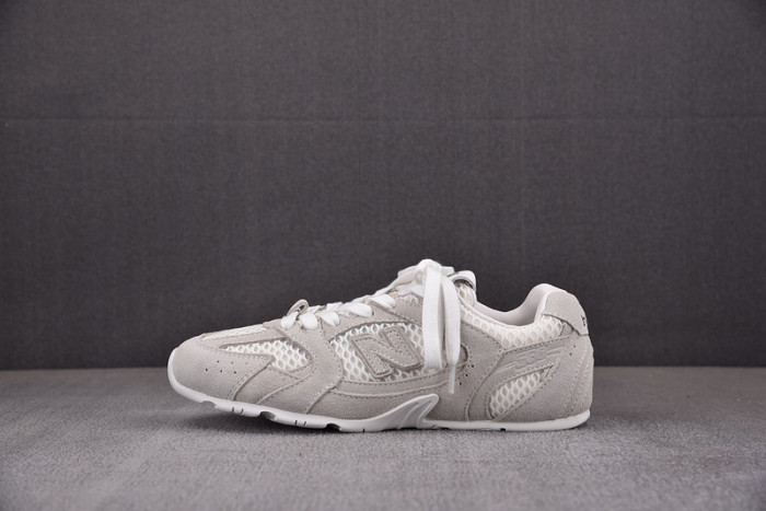 new balance x miu miu nb5300