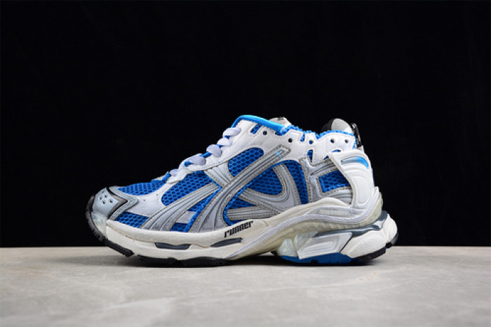 bl runner trainers sneakers 772774-w3rbw-0575